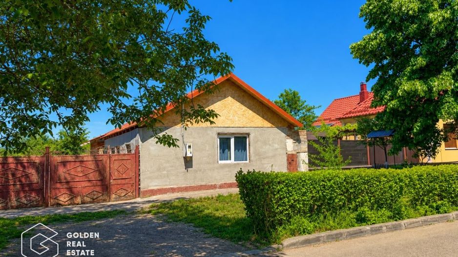 Casa cu 3 camere in Sinicolau Mic, teren 400 mp - Poză 3