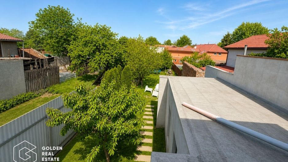 Vila cu design modern si finisaje premium, zona Lunei - Poză 6