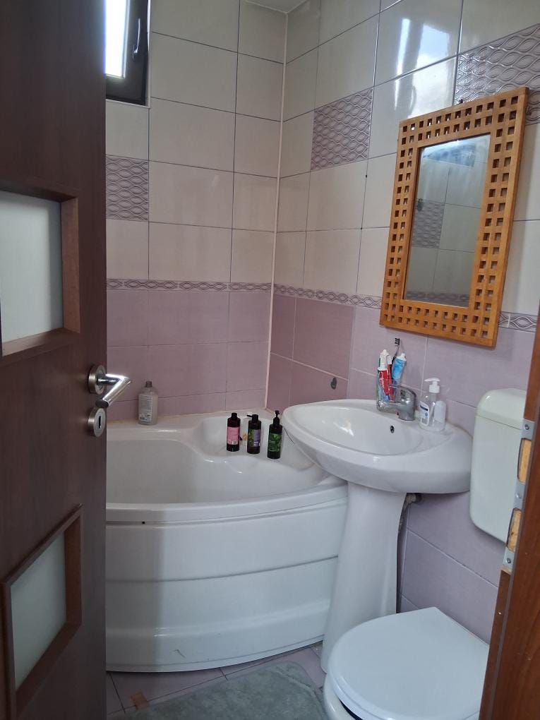 SUPER POZITIE! APARTAMENT 2 CAMERE MOBILAT & UTILAT BUCURESTII NOI - Poză 6