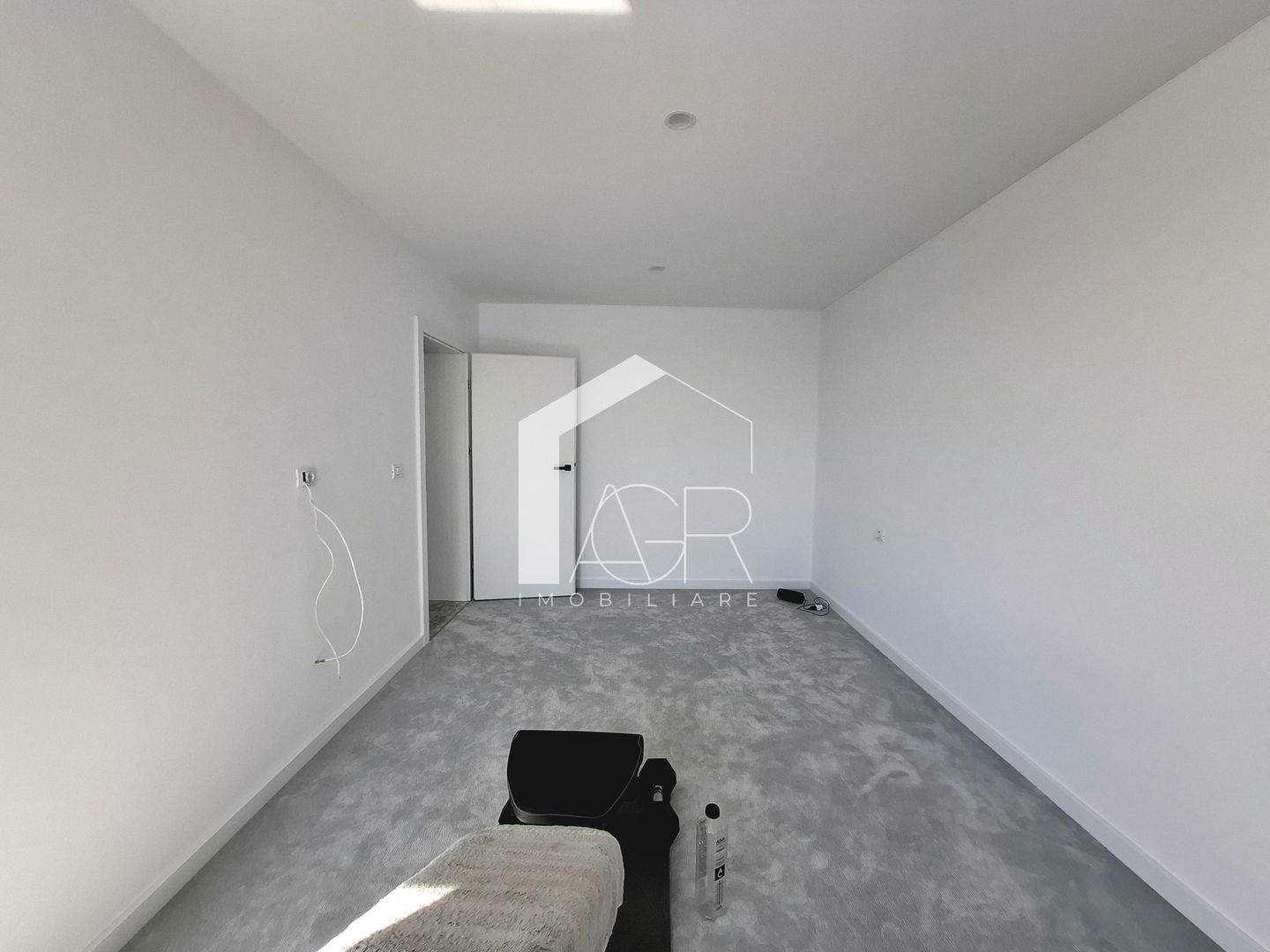 Vila cu 5 camere de vanzare, Strejnicu - Poză 17