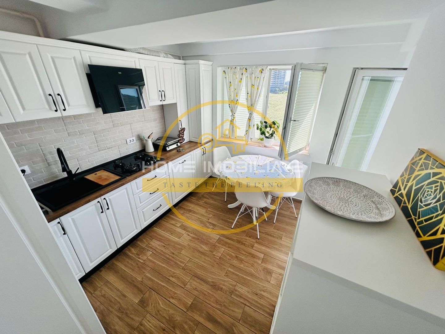 Etaj intermediar, 3 camere decomandat bloc nou, zona Copou - Poză 3