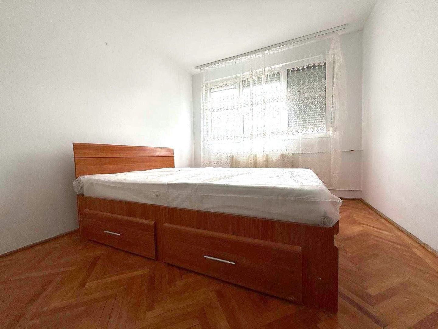 🌳 Închiriez Apartament cu 3 camere, vedere panoramică, Arena Națională - Poză 8