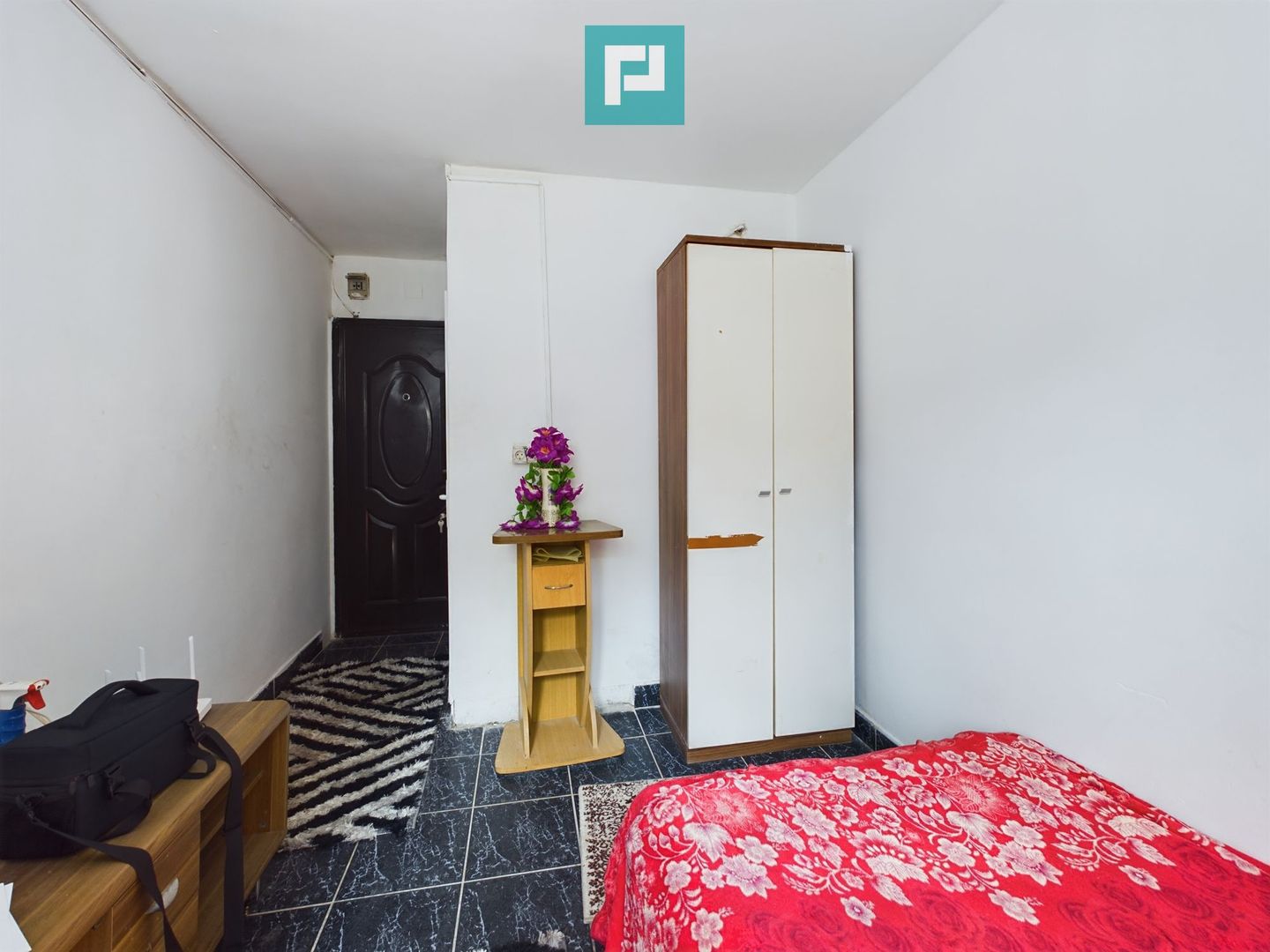 Garsonieră minimalistă în Vlaicu - Poză 2