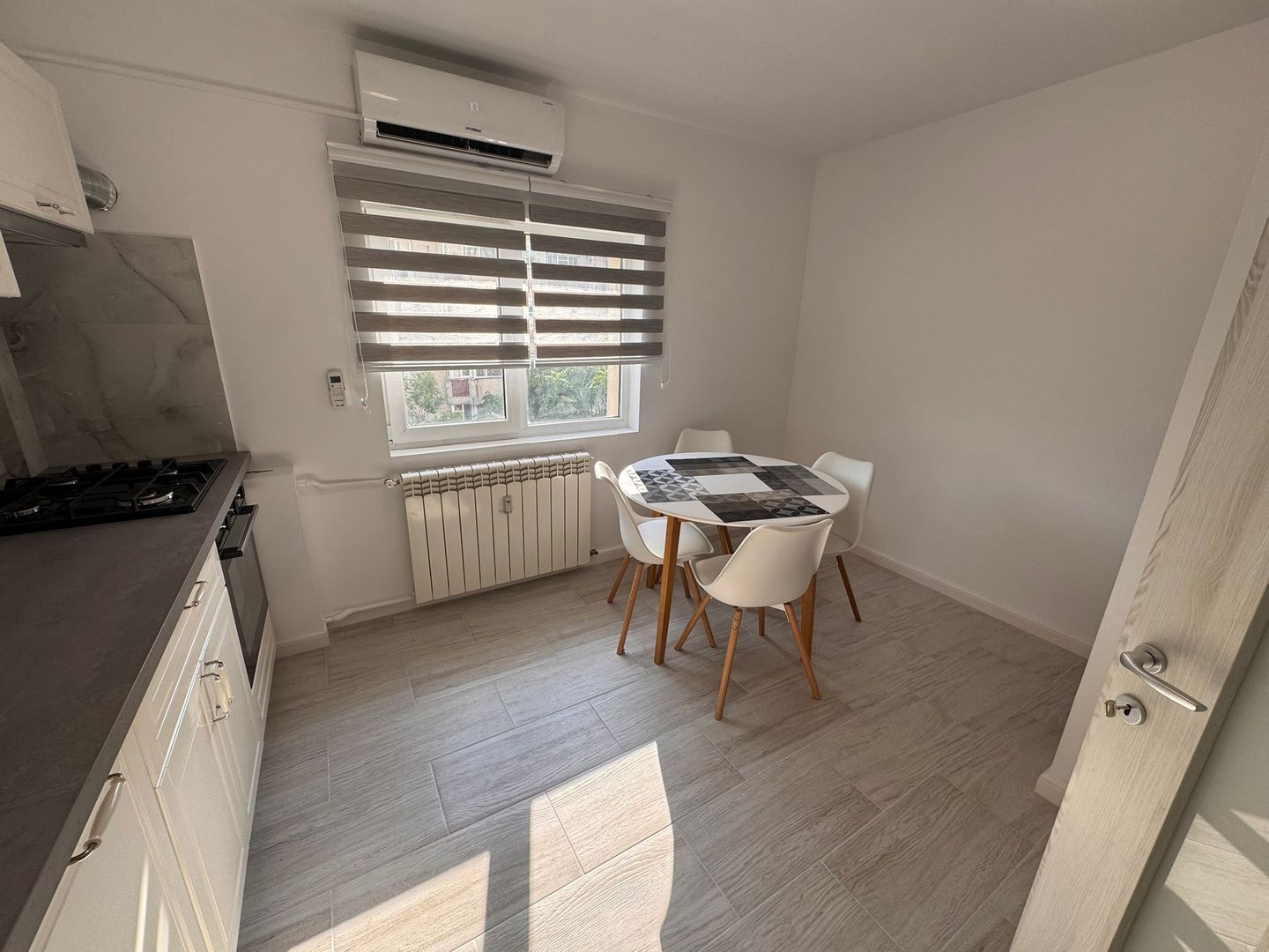 Sebastian 2 Camere 60 mp Renovat 5/8 - Poză 4