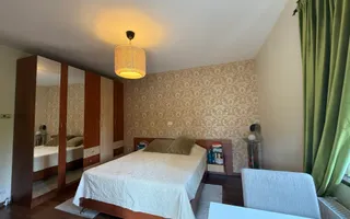 Casa CONSOLIDATA - SITUATA PE COLT - cu o curte libera generoasa - Poză 11