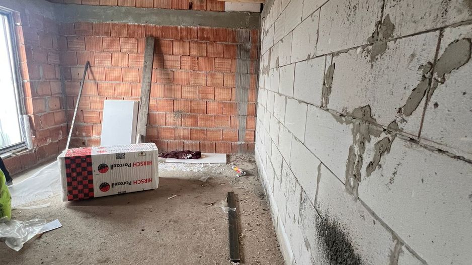 Casa individuala semifinisata in Sanicoara - Poză 17