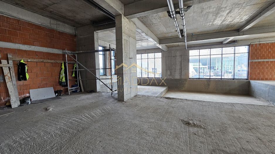 Spatiu comercial cu piscina acoperita***512mp utili//Pipera - Poză 9