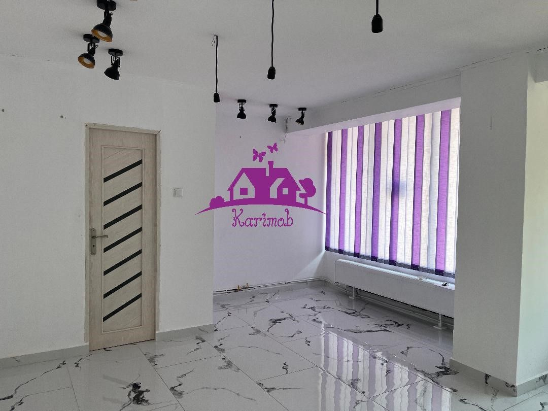 Spatiu comercial central - Poză 1