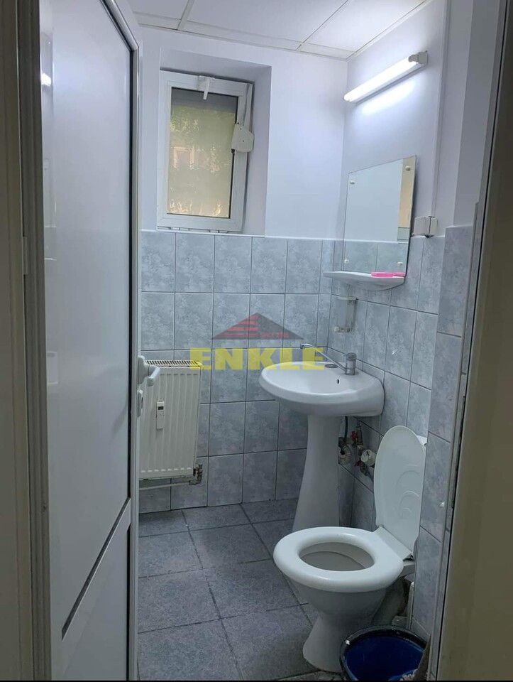 Vânzare apartament cu 4 camere, zona lic M Eminescu, pret negociabil! - Poză 6