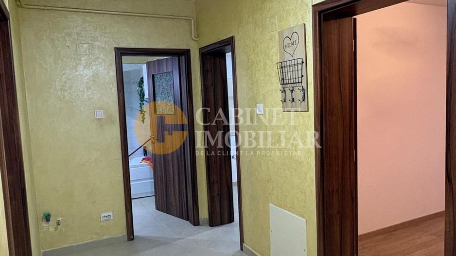 2 CAMERE DECOMANDAT-52 MP-ETAJ 3- PARCARE - ZONA POITIERS - Poză 5