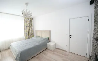 Apartament decomandat cu 2 camere mobilat si utilat modern- Etaj 1 - Poză 12
