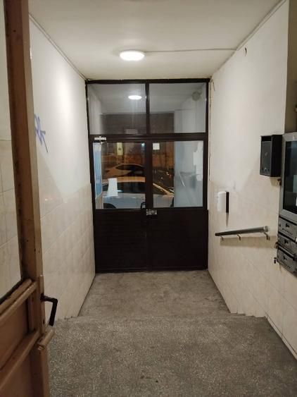 apartament 2 camere, decomandat, mobilat - Poză 7