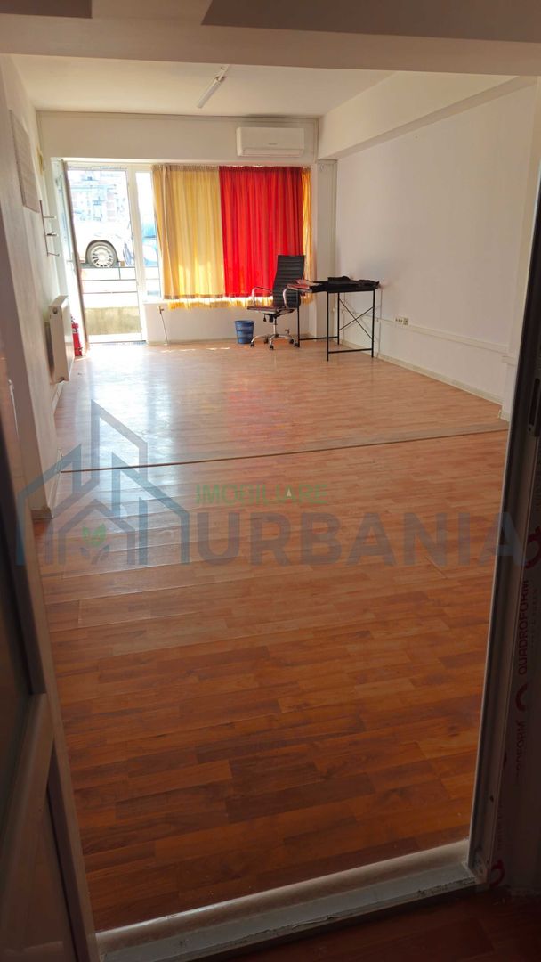 Spațiu comercial, 45 mp, renovat, cu parcare proprie, strada principală, zona Pacurari - Poză 4