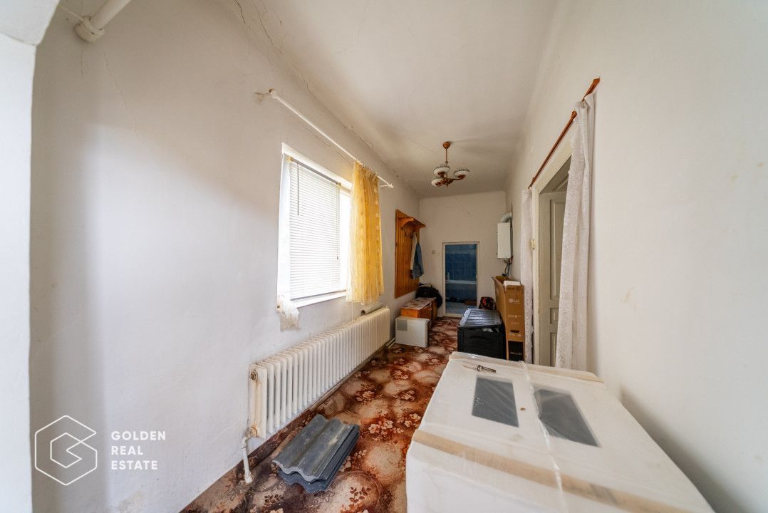 Teren de 1233 mp cu casa, Gai, ideal pentru renovare sau constructie noua - Poză 12