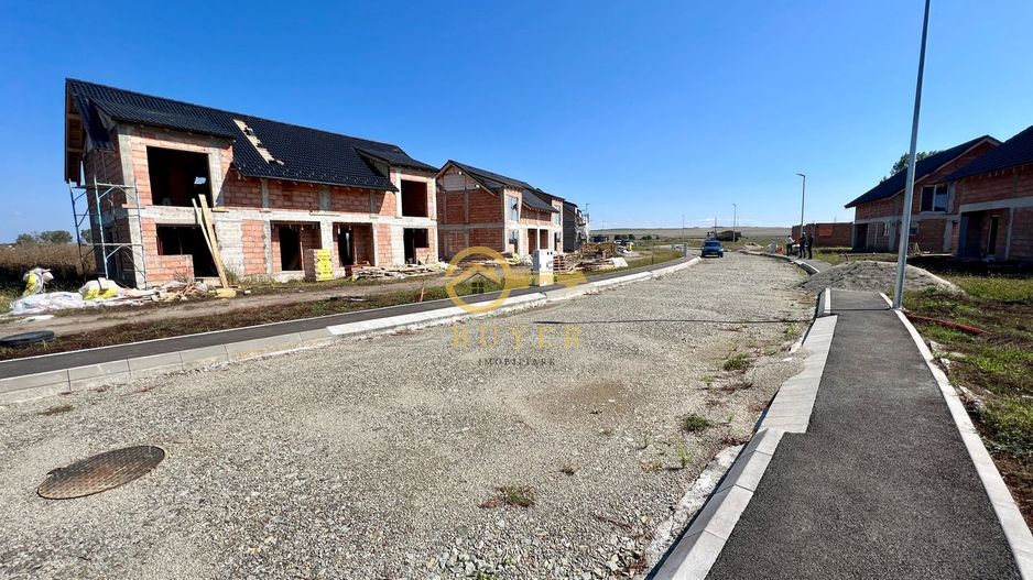 Casa tip duplex 380mp teren- Sura Mica- Ansamblu nou - Poză 12