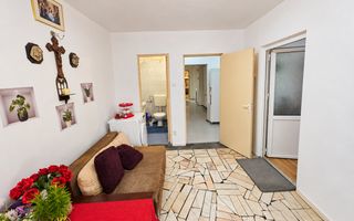 Spatiu comercial versatil, 4 camere, 2 bai, 72 mp utili, Cetate - Poză 4