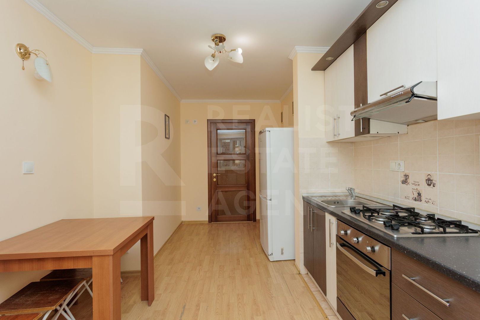 Vânzare, apartament, 3 camere, str. Valea Trandafirilor, Centru - Poză 14