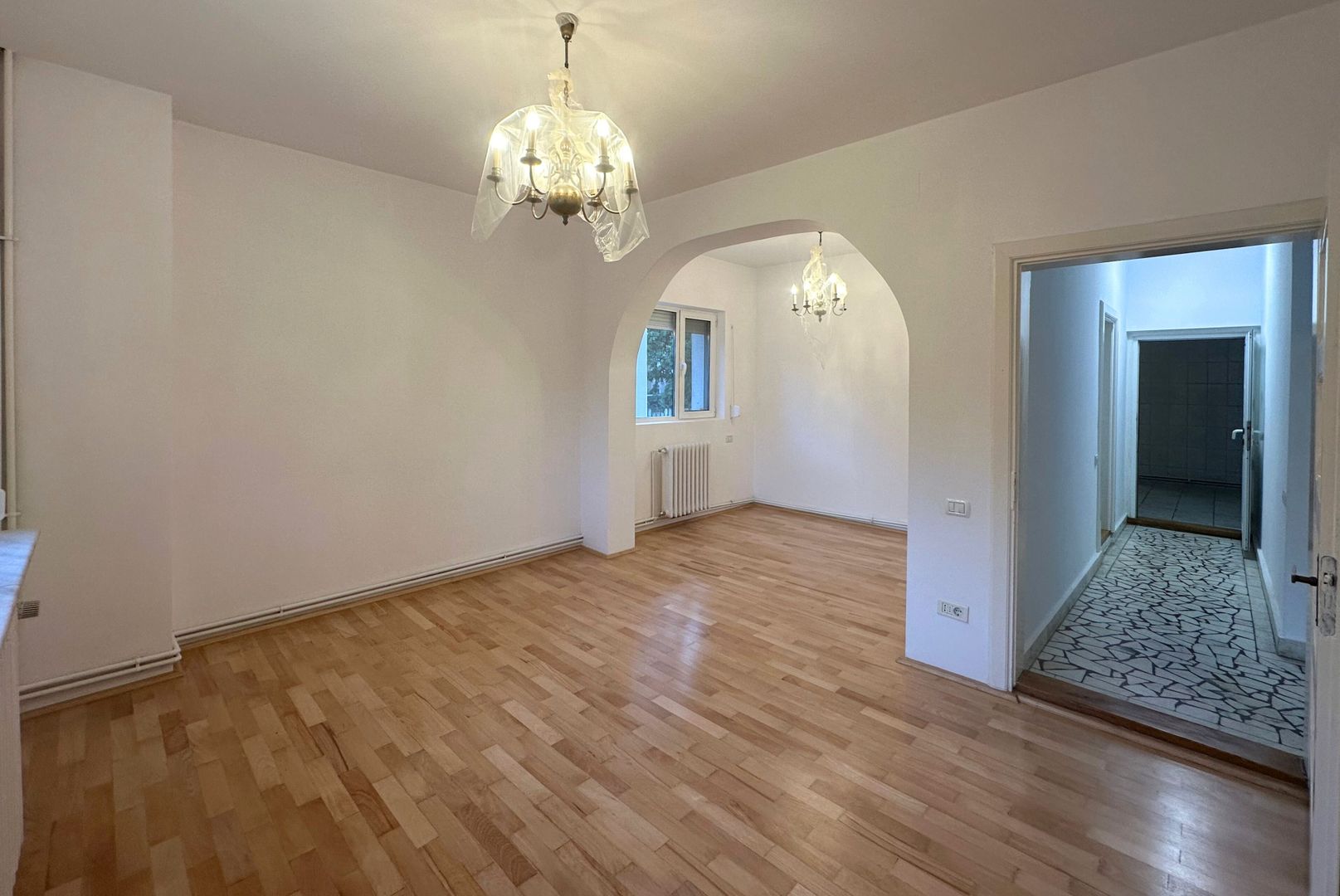 Oferim spre închiriere o proprietate de excepție zona Sisesti - Poză 11