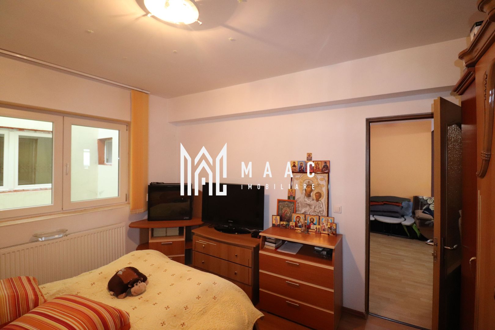 Apartament 3 camere  | Etaj 1 | Parcare privata  | Strand II - Poză 6