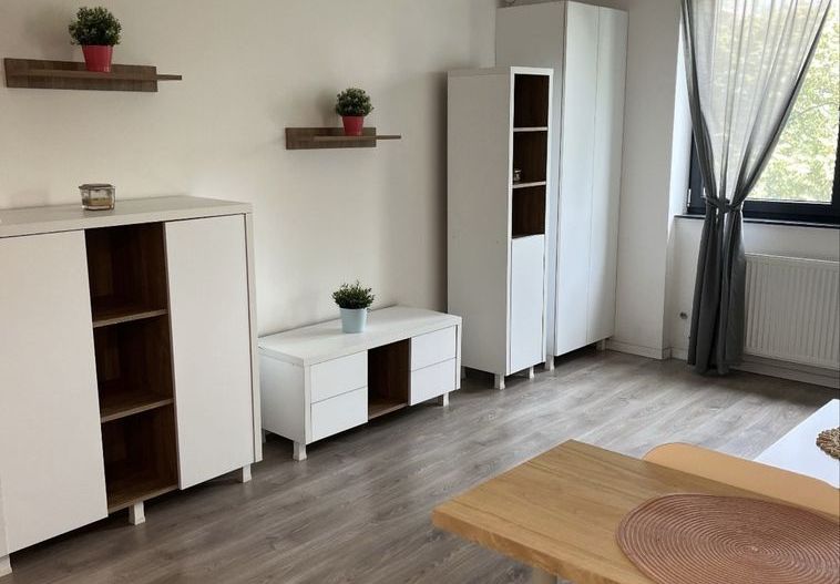 Prima inchiriere- Apartament 2 camere lux, centrala proprie, parcare inclusă - Poză 3