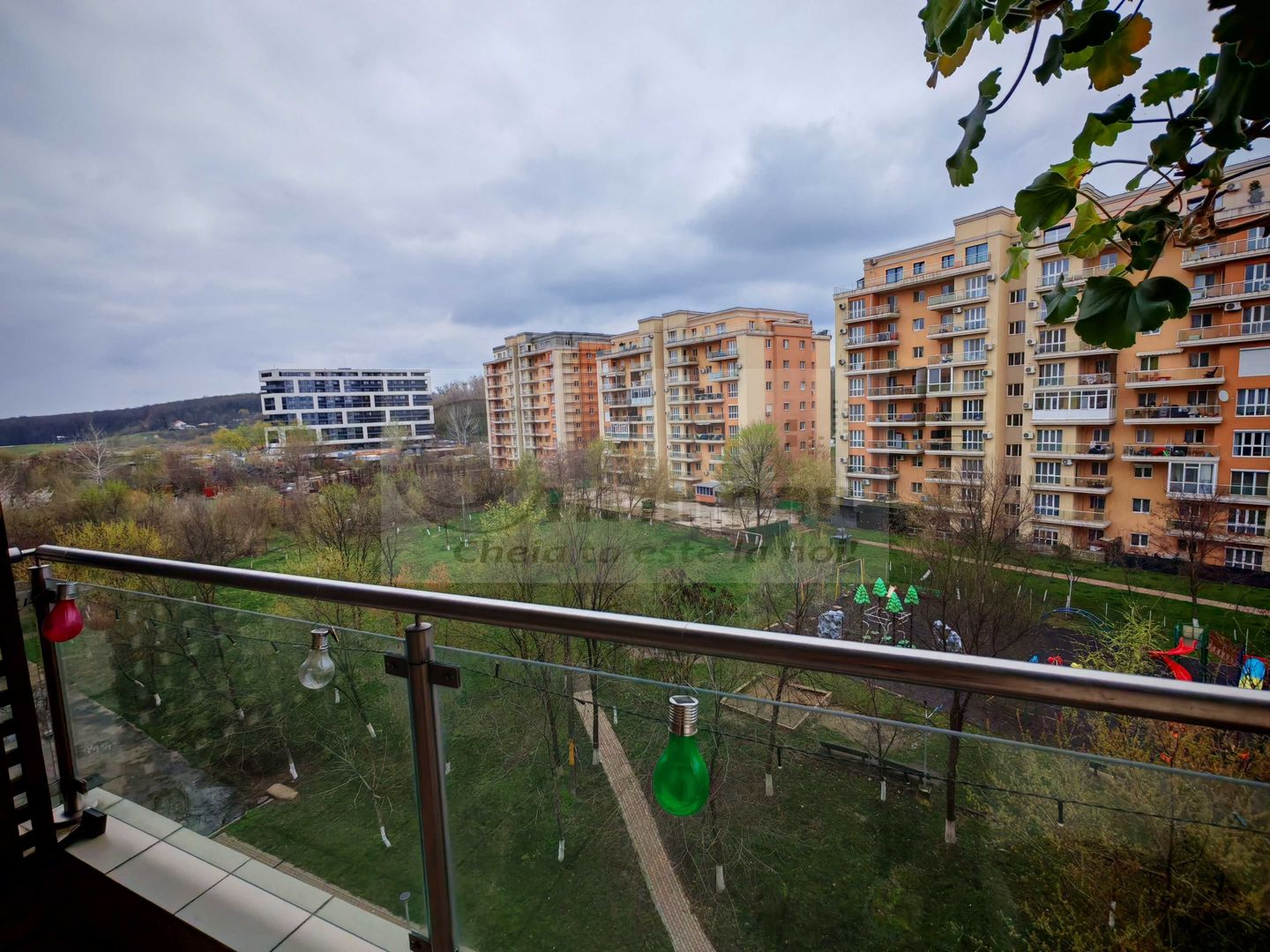 Apartament cu 2 camere Tătărași 450 euro - Poză 8