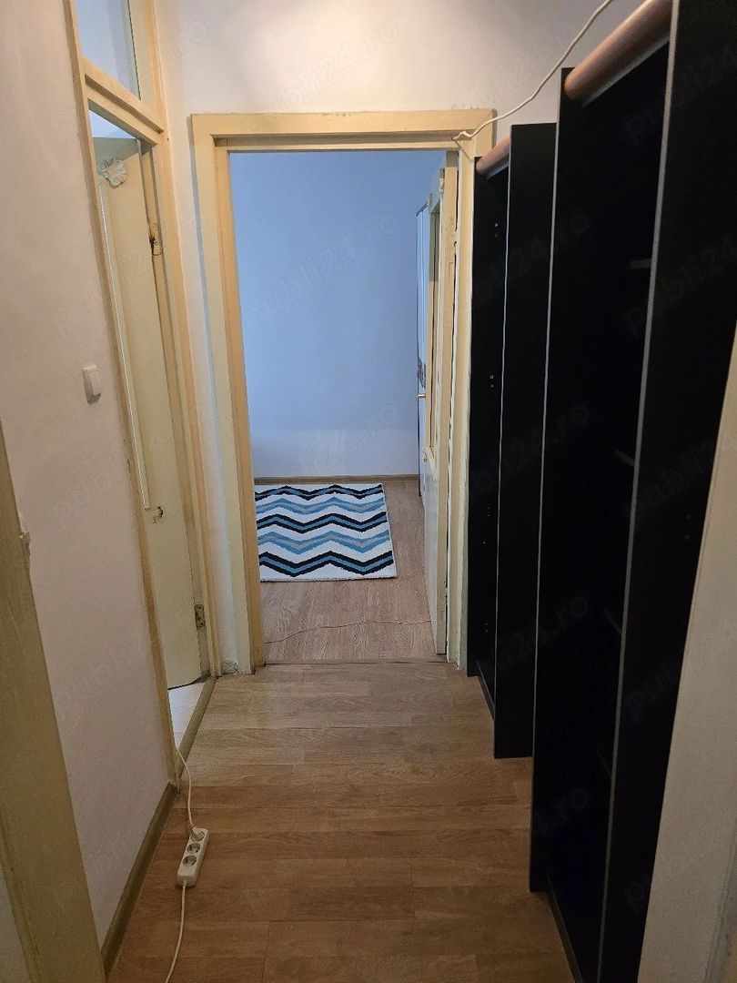 Inchiriez apartament cu 3 camere, decomandat, - Poză 6