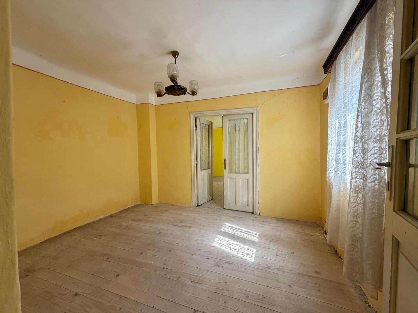 Casă cu teren 251 mp – zona Andronache, Strada Mențiunii - Poză 12