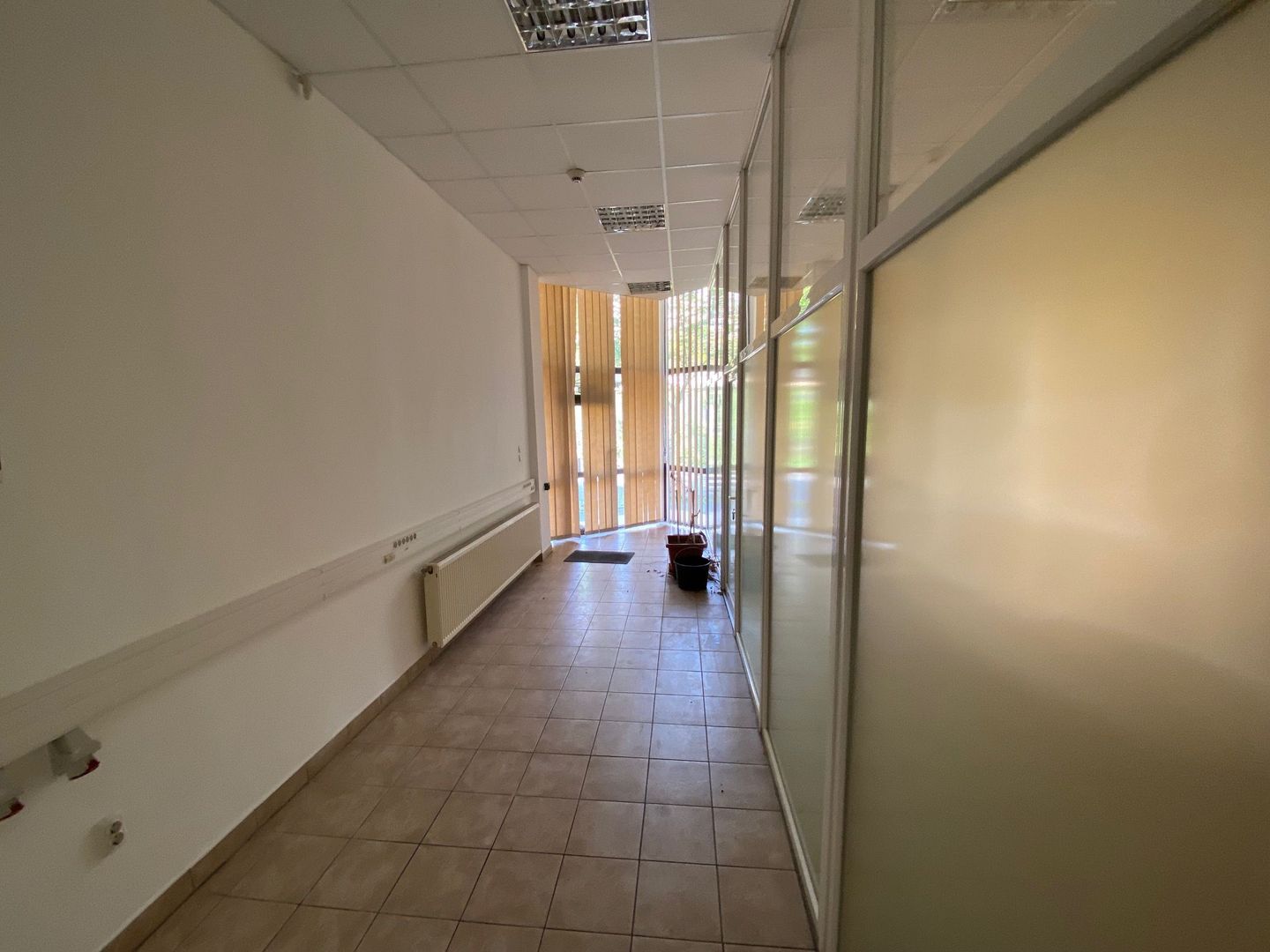 Spatiu de birou sau comercial - Poză 17
