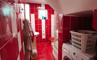 Vânzare casă cu piscină și teren 1.070 mp - Poză 7