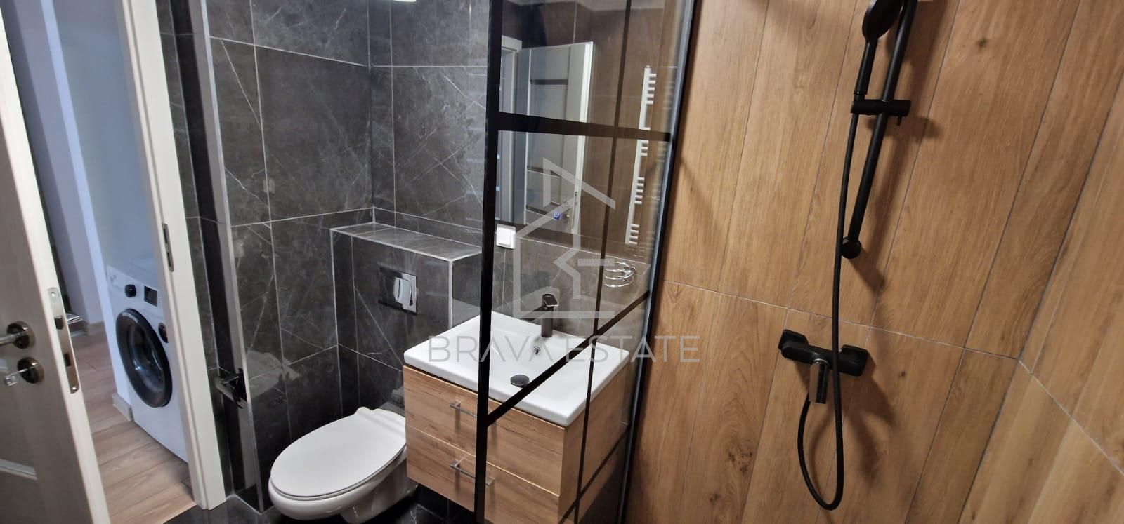 Apartament 3 camere ,decomandat, 62 mp, 2 balcoane, zona Floresti - Poză 8
