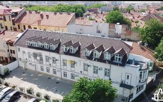 Imobil ultracentral de inchiriat ideal pentru birouri clinica scoala - Poză 1