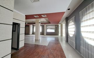 Cladire comerciala, zona centrala! - Poză 7