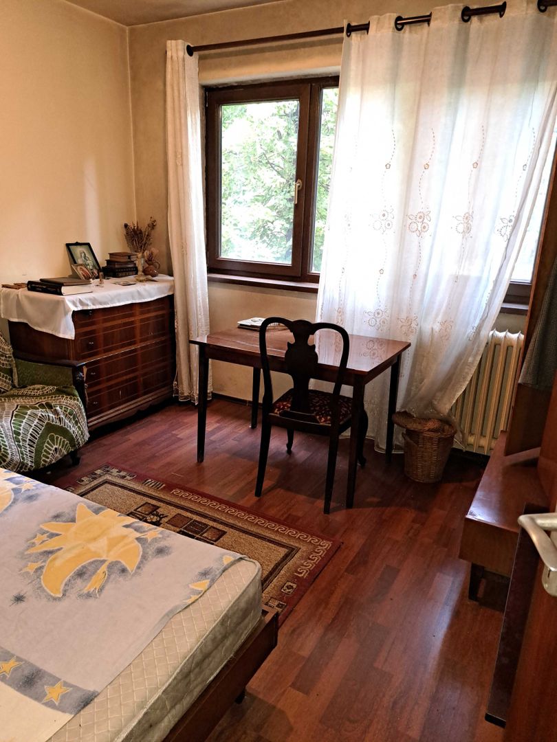 Apartament 4 camere, Bld. Brancoveanu, Aleea Covasna. - Poză 5