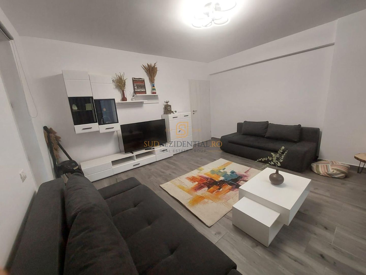 Metrou Berceni , 2 camere + curte, decomandat, comision 0% - Poză 1