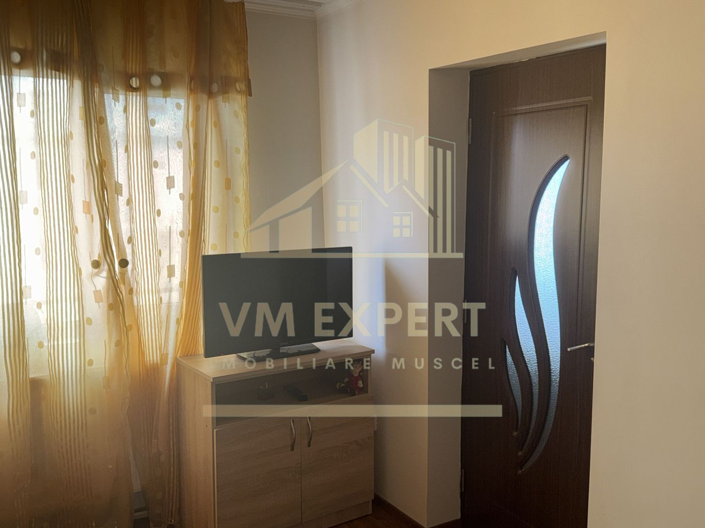 APARTAMENT 3 CAMERE ETAJ 4 VISOI - Poză 14