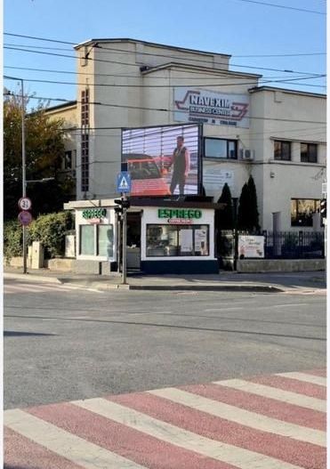 BRASADAS vinde cladire de birouri 24 firme 102.000 euro/an. - Poză 9