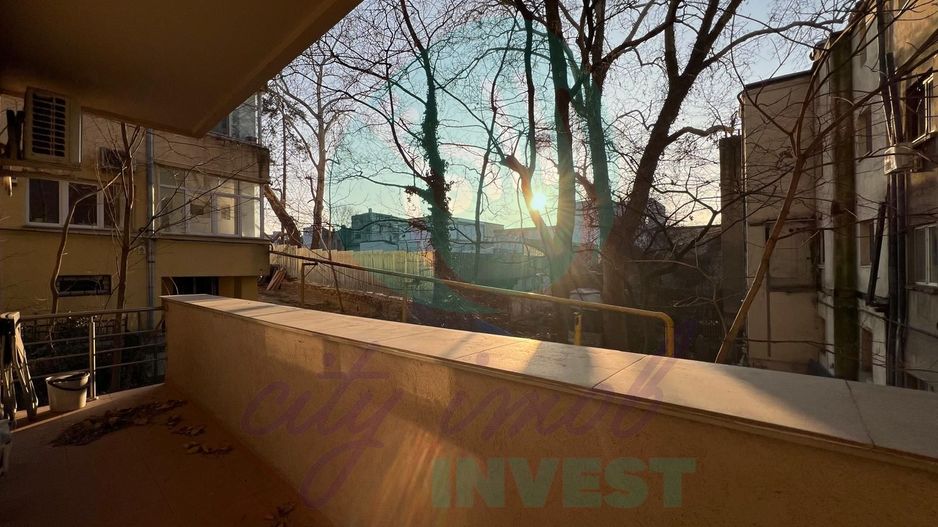 Studio modern langa Parcul Carol-Tineretului - Poză 5