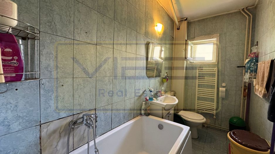 Apartament 2 camere decomandat zona Podul de Fier - Poză 13