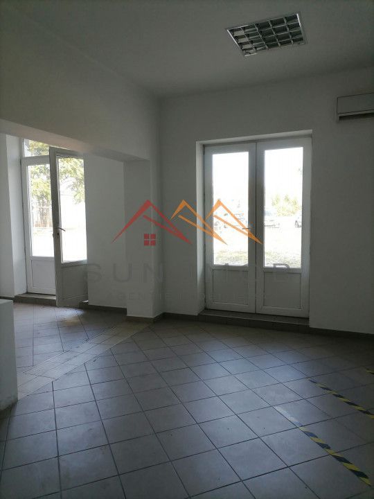 Spatiu de inchiriat, 327mp, curte, 380, CT, parcare, Campina, Prahova - Poză 16