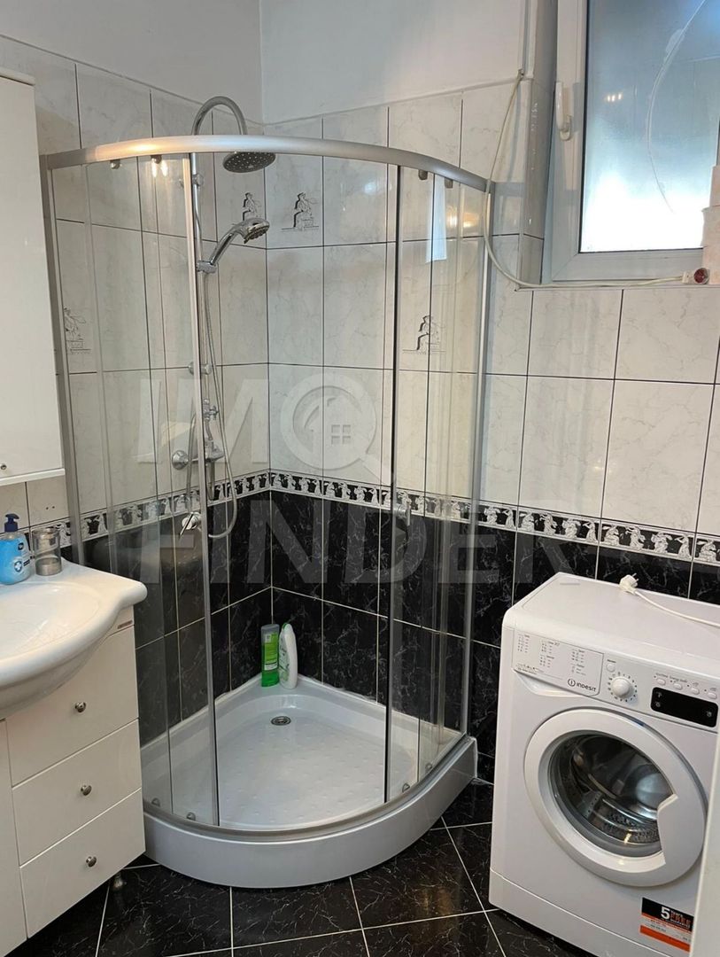 Vanzare 3 camere pe 2 etaje, 90 mp plus 30 mp terasa - Poză 3