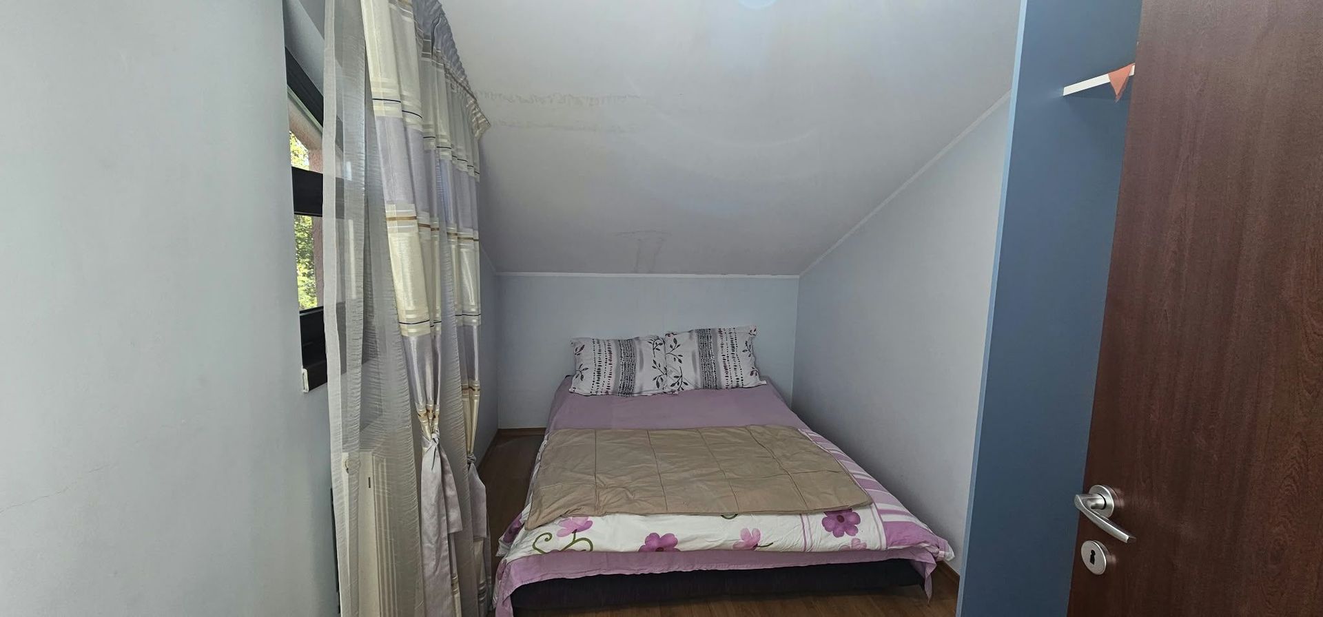 Spațiu - apartament 5 camere de închiriat – 160 mp - Micro 20 – zona BKO - Poză 12