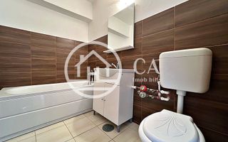 Apartament de vânzare cu 4 camere în zona centrală, Oradea - Poză 8