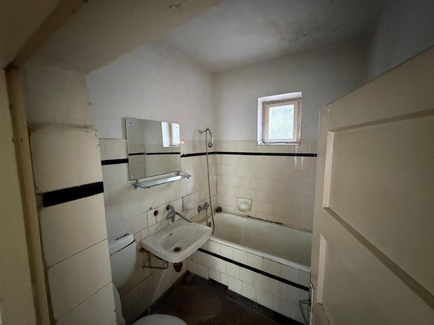 Casă de vânzare renovabilă | Gruia | Teren 380 mp | Front la 2 străzi - Poză 19
