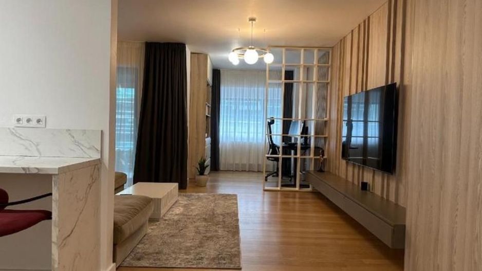 Apartament spațios, 3 camere (140 mp), complet mobilat și utilat - Poză 1