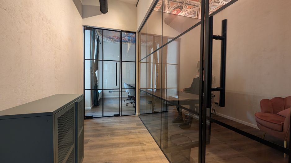 Coworking modern în zona Cișmigiu – 3 birouri de închiriat - Poză 6