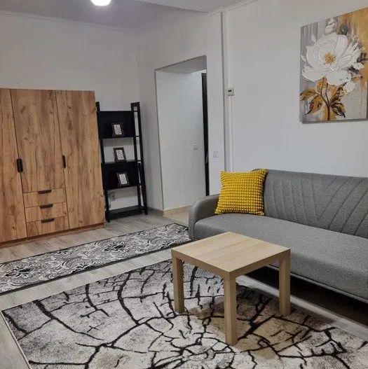 Apartament modern ultra-central, doua camere, Piata Romana - Poză 1