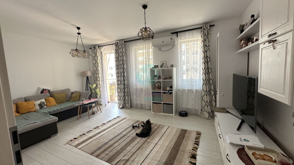 3 camere spatioase intr-un complex Apollo - Poză 1