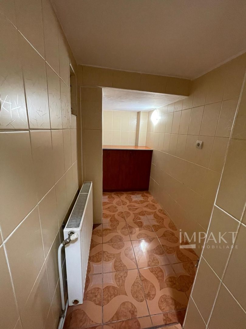 Spatiu comercial cu vad bun de inchiriat in zona centrală! - Poză 10