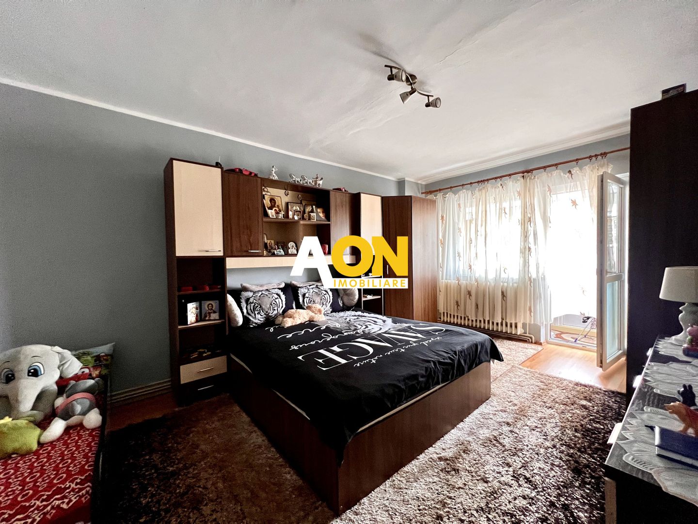 Apartament 4 Camere | Decomandat | 74 mp | Zona Cetate - Poză 1