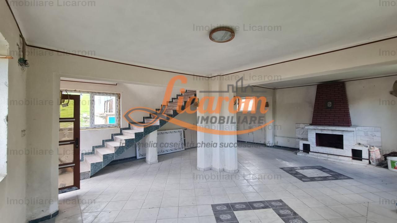 Vila P+E+Pod in Codlea zona cu aer curat,teren 1050 mp - Poză 9